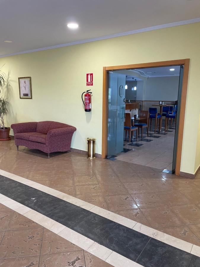 Hospedium Hotel Dona Mafalda De Castilla بلاسينثيا المظهر الخارجي الصورة
